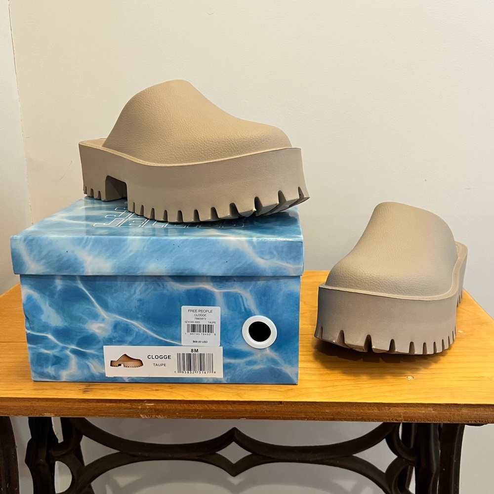Jeffrey Campbell Bae Platform Mules, NWOT, Taupe 8M